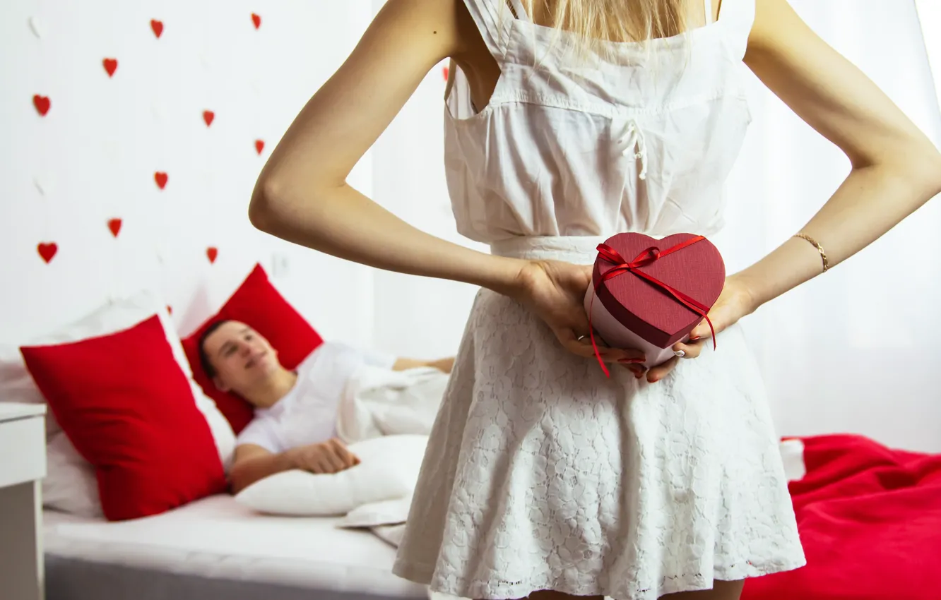 Photo wallpaper girl, love, holiday, gift, romance, hearts, love, guy