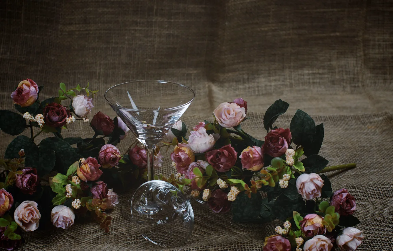 Photo wallpaper glass, flowers, glass, roses, bouquet, still life, burlap