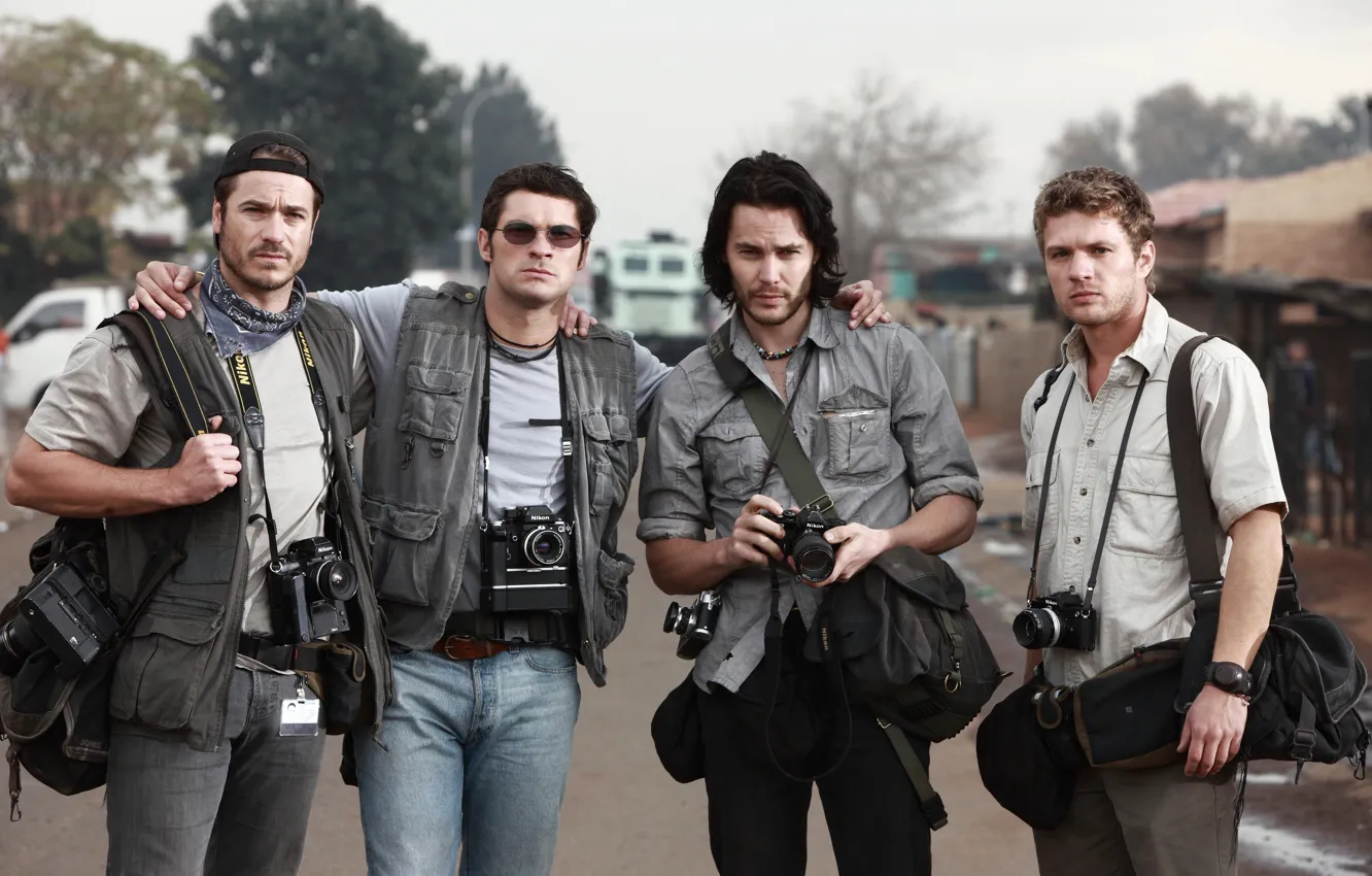 Photo wallpaper street, the camera, male, Taylor Kitsch, Taylor Kitsch, Ryan Phillippe, The Bang Bang Club, The …