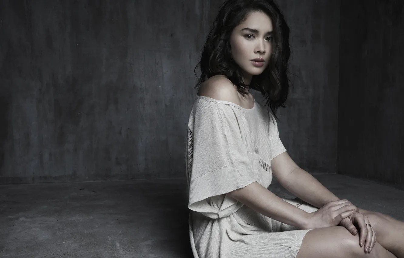 Photo wallpaper girl, pose, brunette, sitting