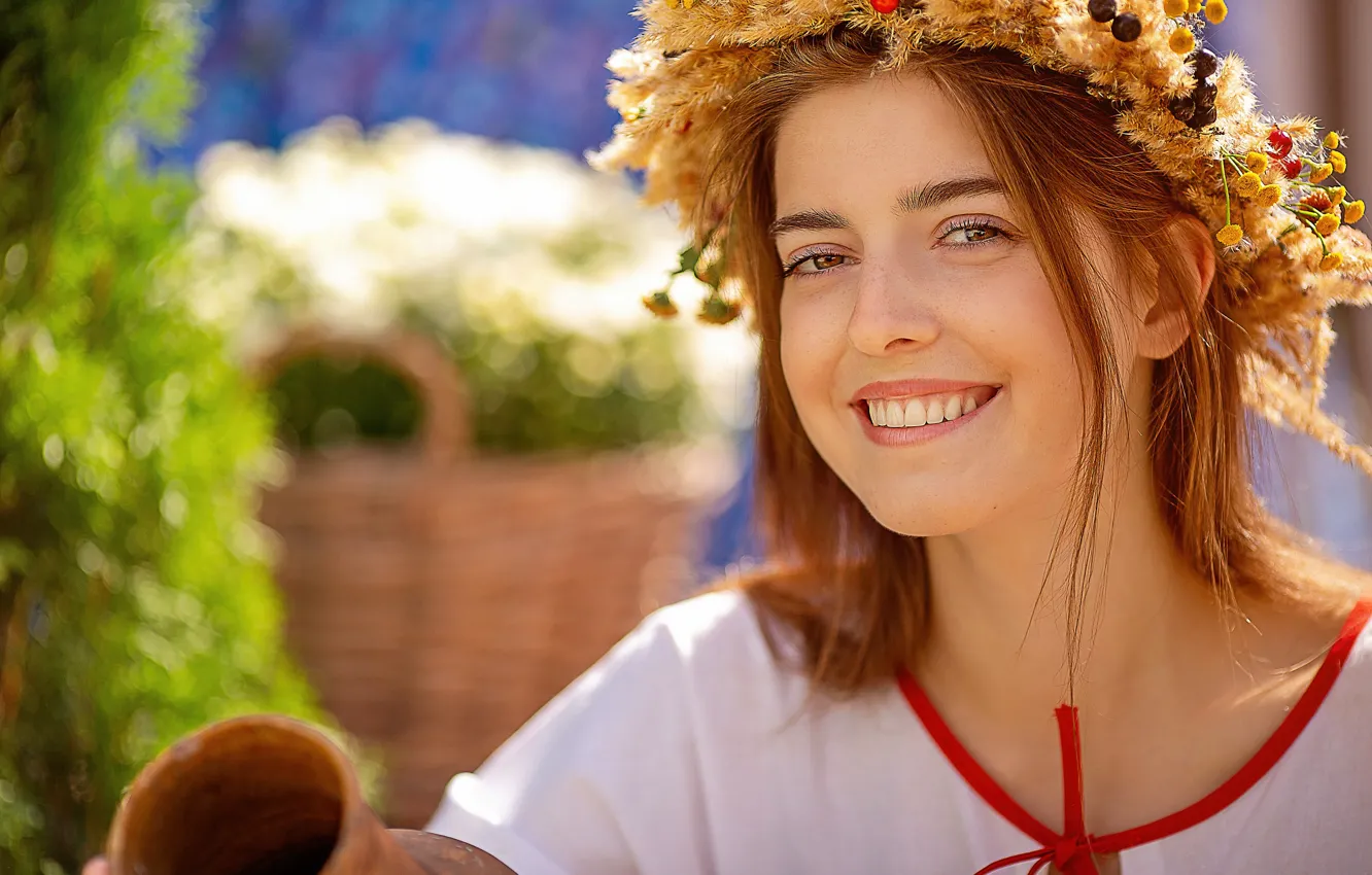 Photo wallpaper girl, smile, brown hair, wreath, Olesya Efanova