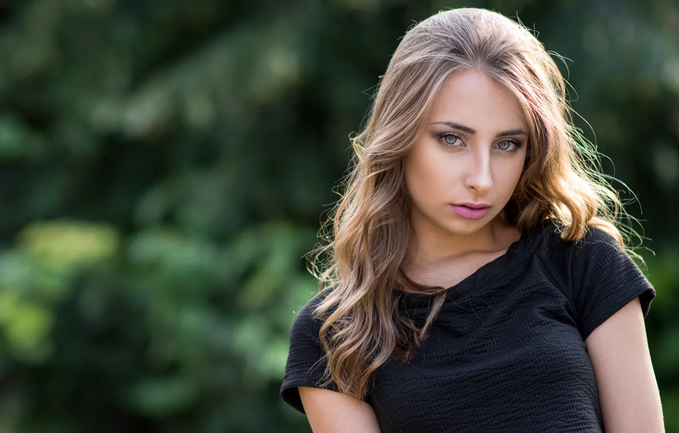 Photo wallpaper look, girl, face, Nevena