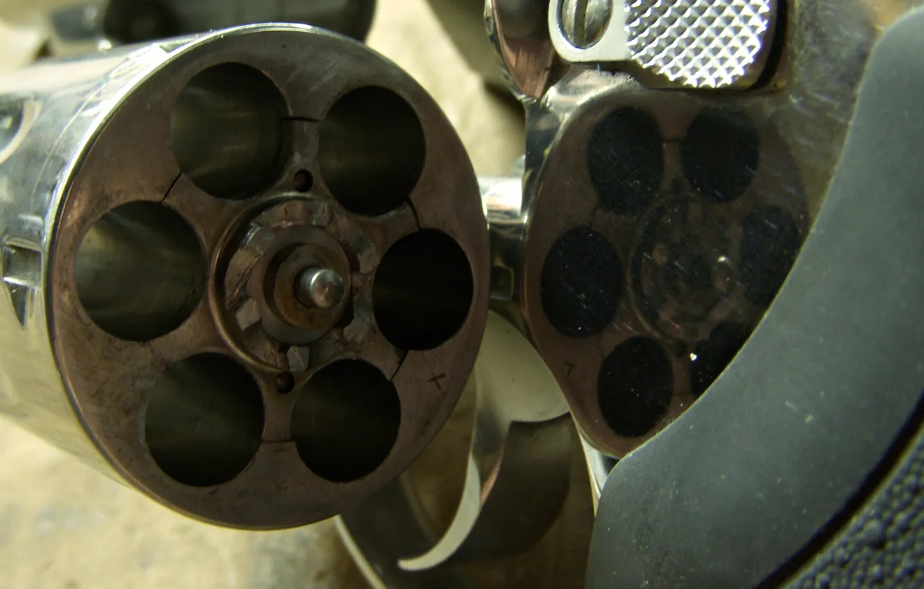 Photo wallpaper macro, gun, drum, the trigger