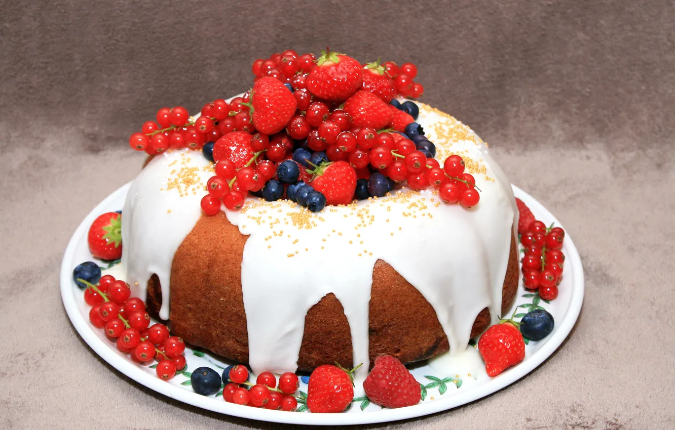 Photo wallpaper berries, blueberries, strawberry, pie, cake, currants, cakes, sweet