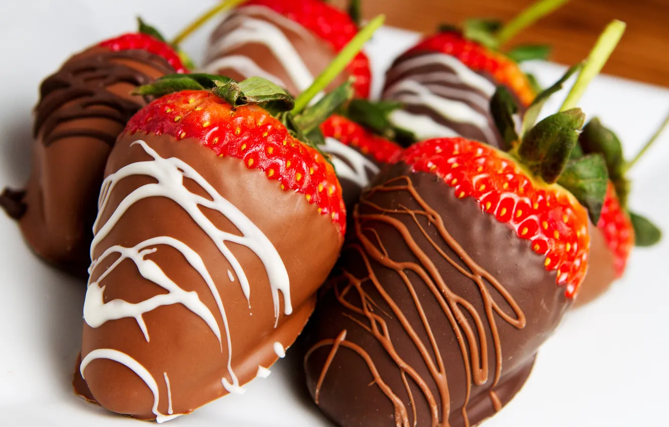 Photo wallpaper macro, berries, chocolate, strawberry, chocolate-covered strawberries