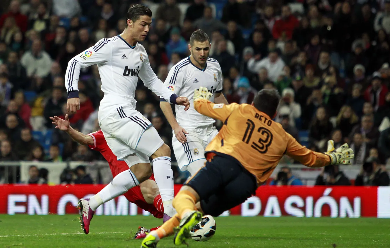 Photo wallpaper football, Real Madrid, C.Ronaldo, 2012-2013, K. Benzema