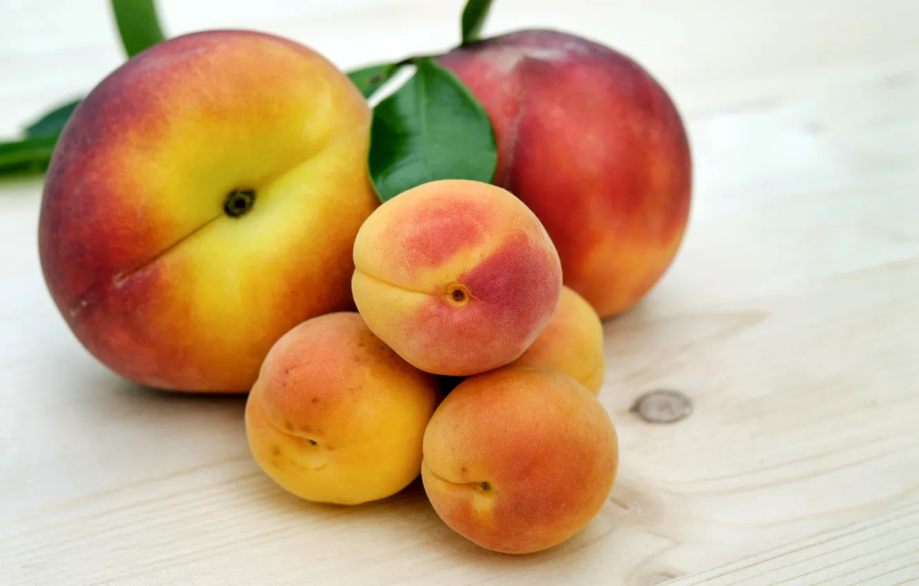 Photo wallpaper Red, Peach, Ripe, apricot, Fruit, Sweet