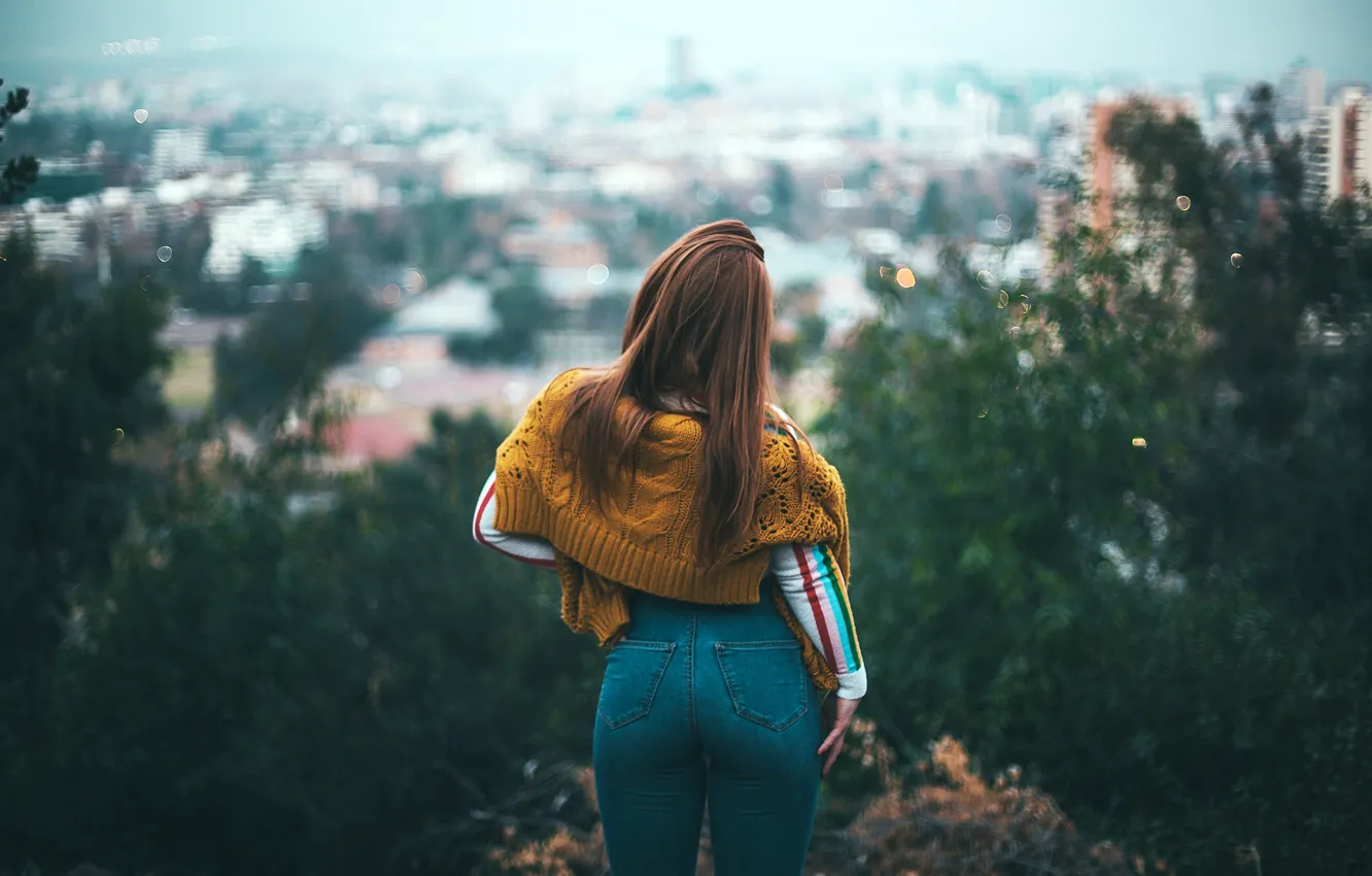 Photo wallpaper girl, trees, landscape, the city, pose, home, jeans, figure