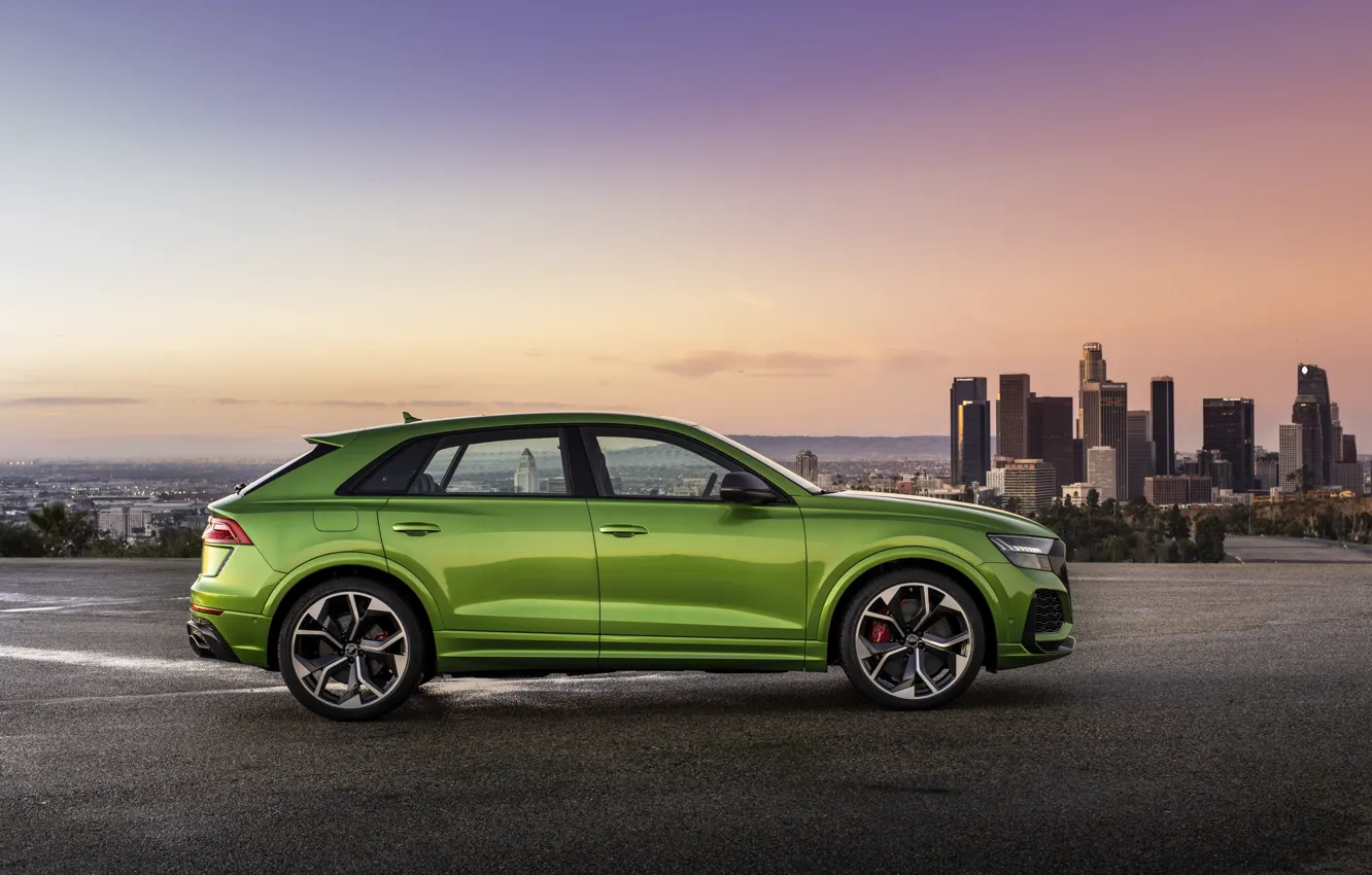Photo wallpaper sunset, the city, Audi, side view, crossover, 2020, RS Q8