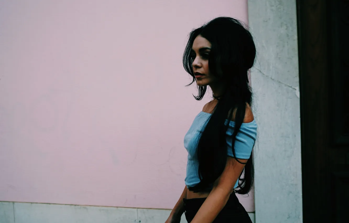 Photo wallpaper girl, street, hair, beauty, Vanessa Hudgens, latina