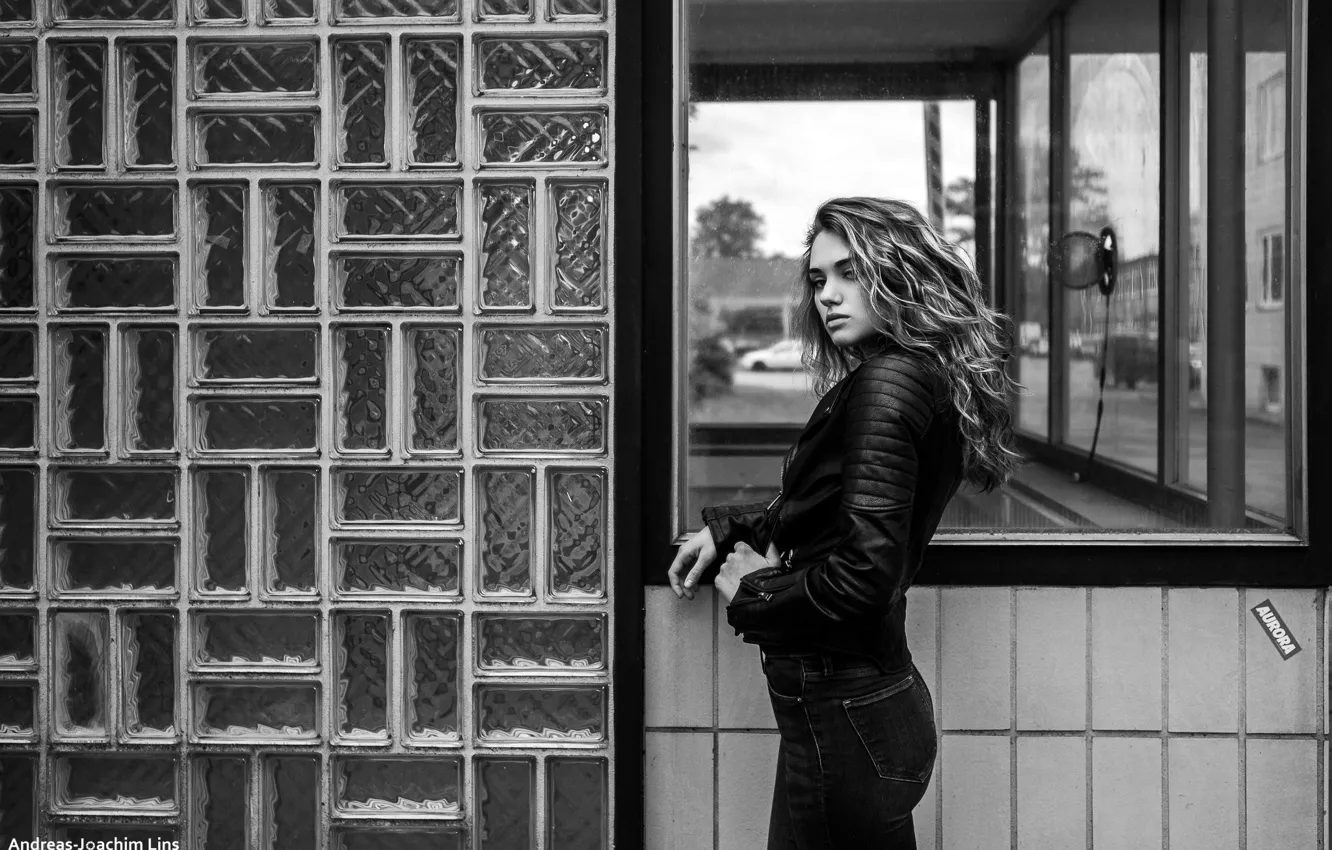 Photo wallpaper look, girl, model, portrait, jeans, makeup, jacket, hairstyle