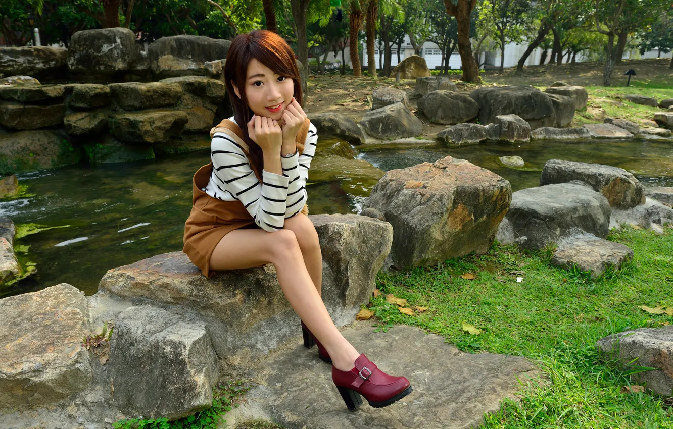 Photo wallpaper look, stones, legs, Asian, sitting