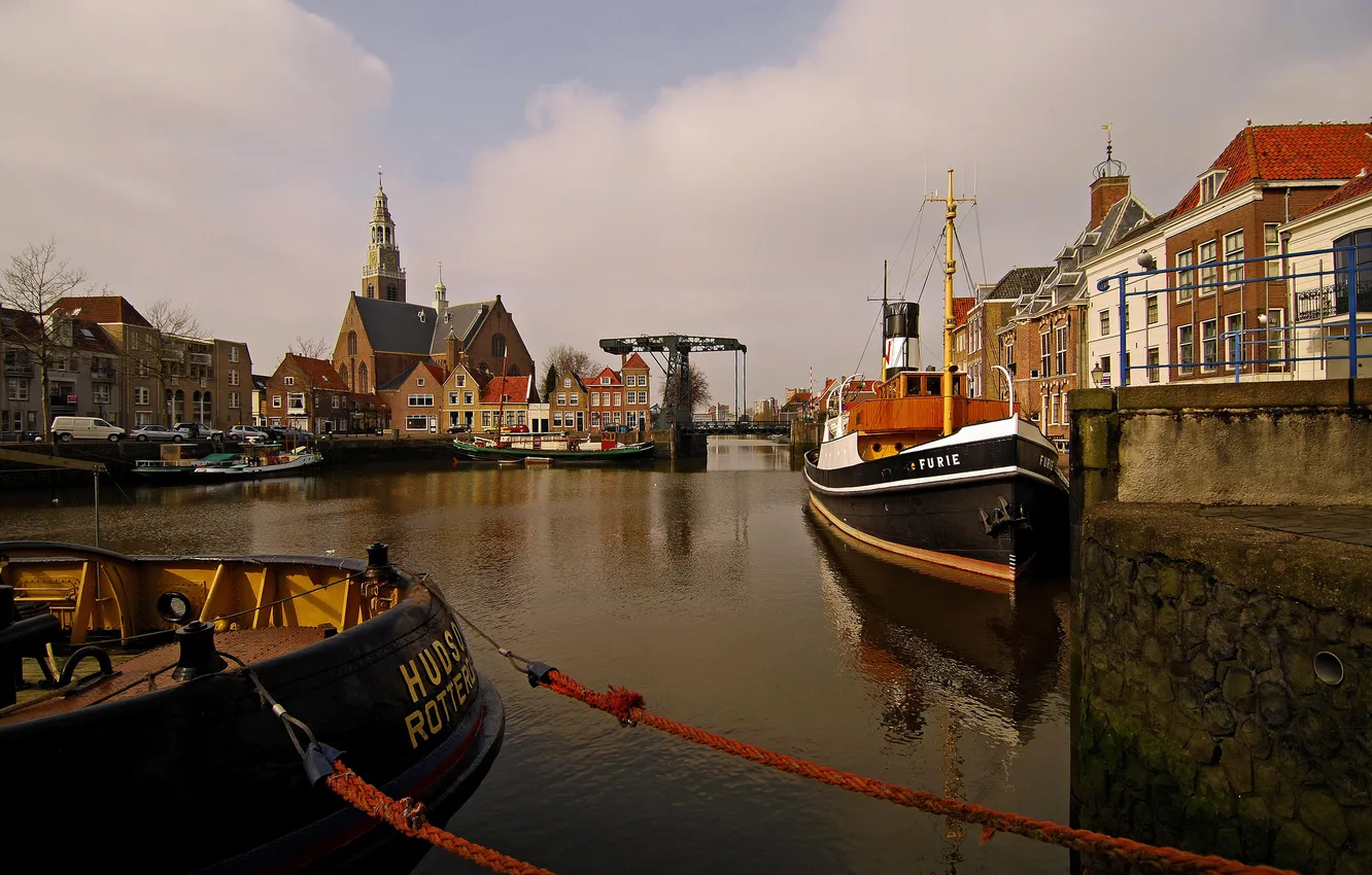 Photo wallpaper the sky, river, ship, home, channel, Netherlands, Maassluis