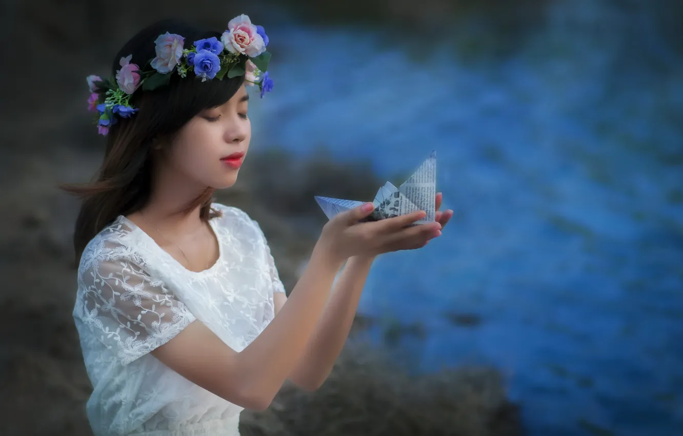 Photo wallpaper girl, boat, origami