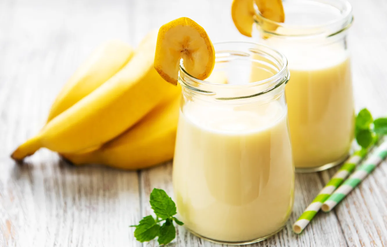 Photo wallpaper bananas, Bank, wood, tube, yogurt, Olena Rudo