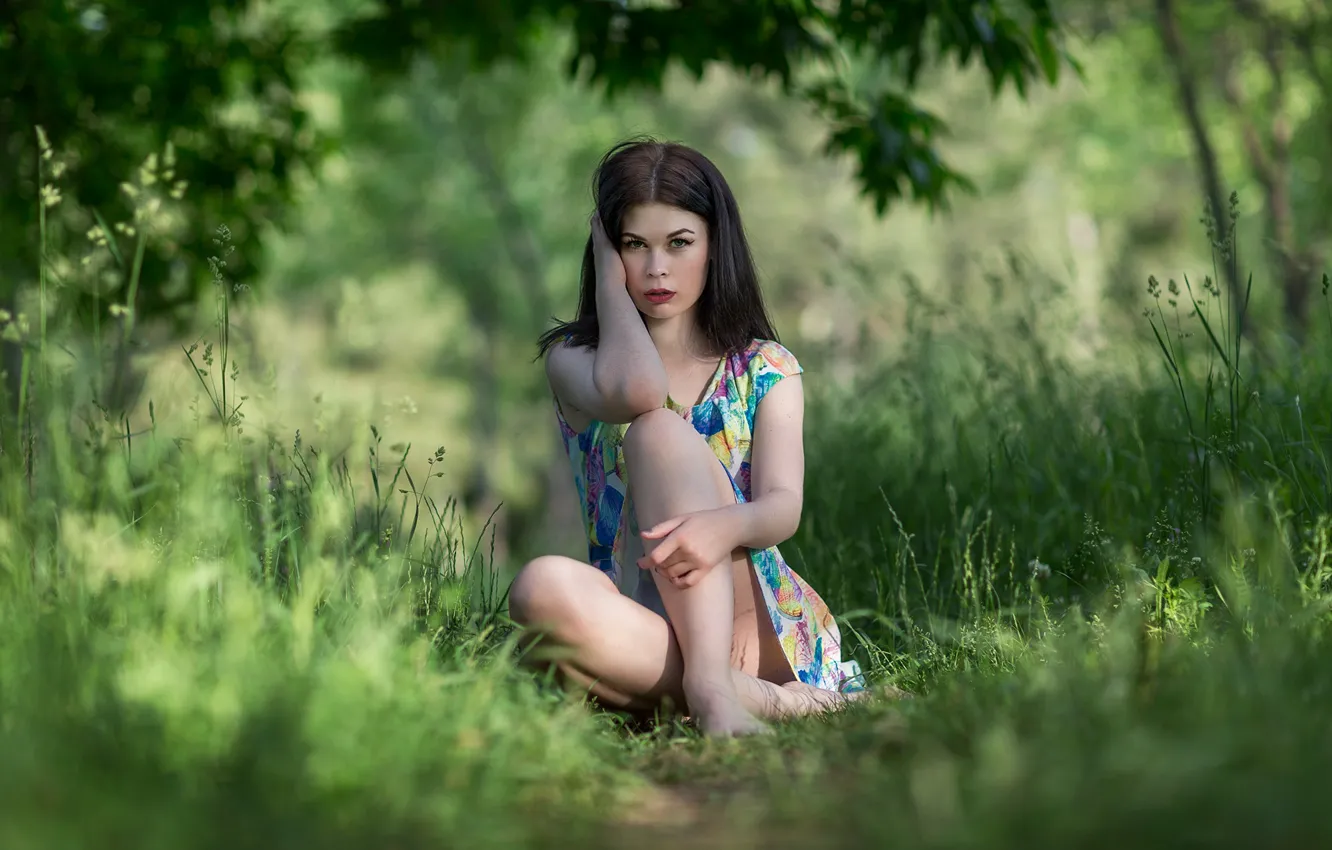 Photo wallpaper grass, look, nature, pose, gesture, cute girl, Gorki, sitting on the grass