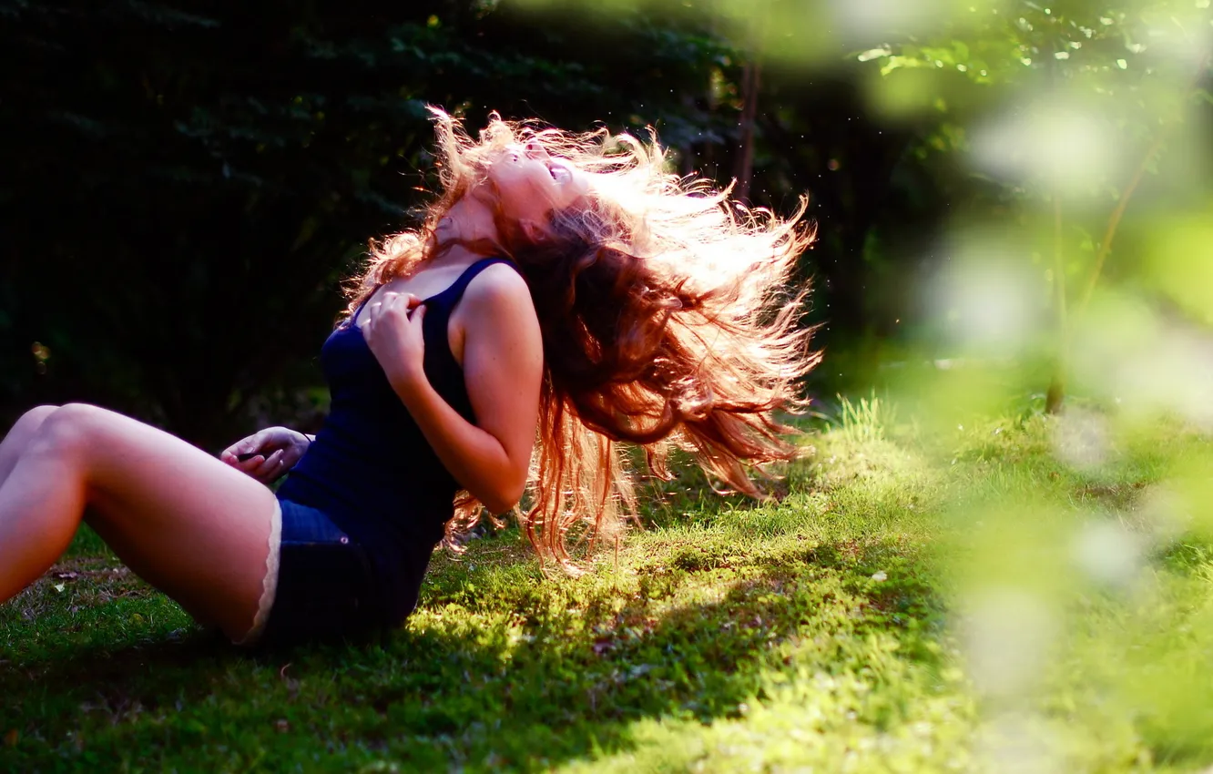 Photo wallpaper girl, light, nature, mood