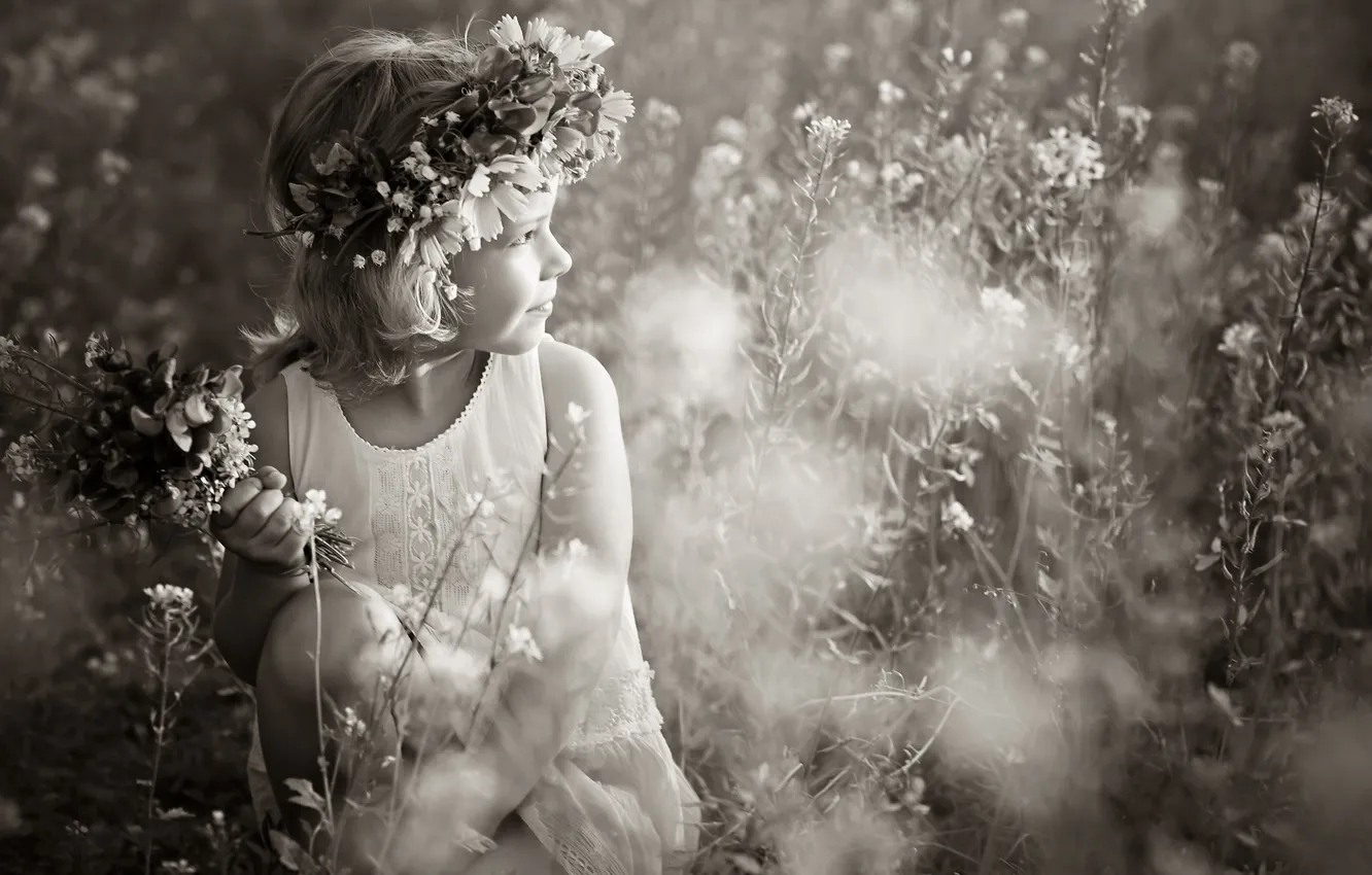 Photo wallpaper flowers, girl, wreath, monochrome photo