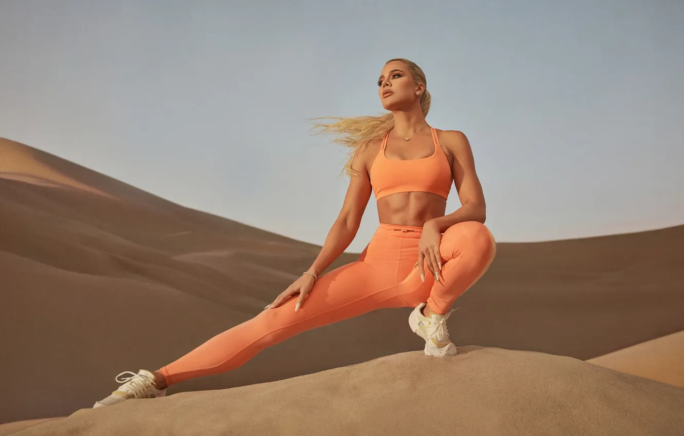Photo wallpaper collaboration, khloe kardashian, fabletics