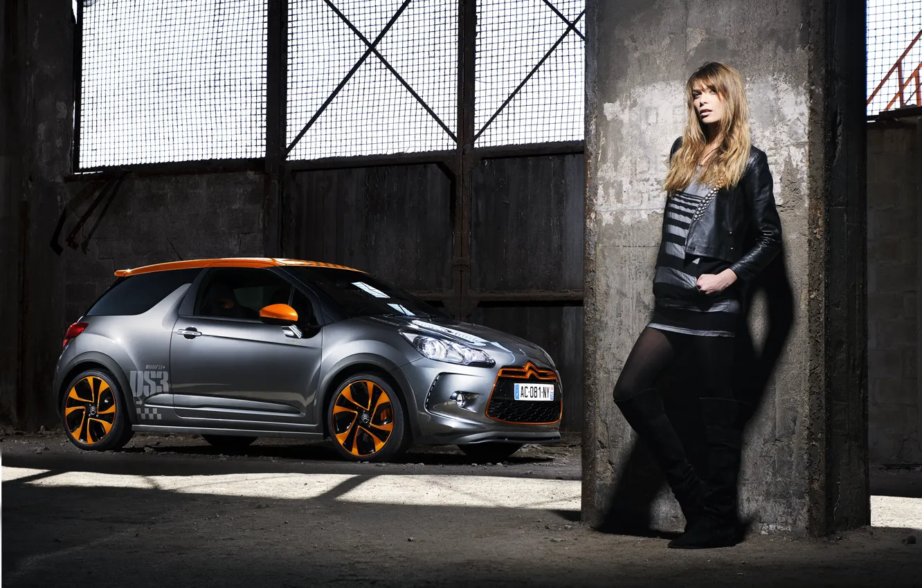 Photo wallpaper auto, look, girl, Citroen