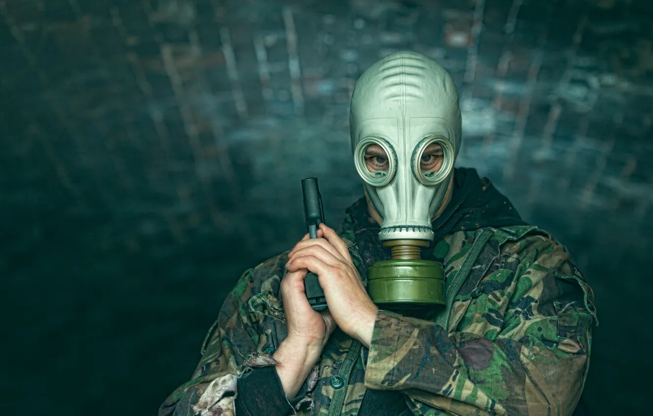 Photo wallpaper look, gun, gas mask, male, camouflage