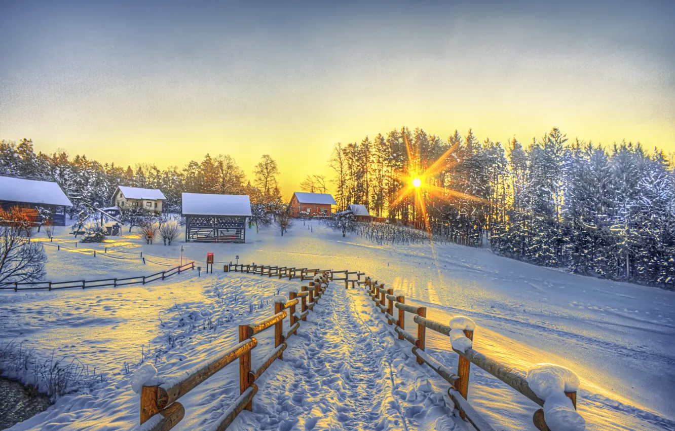 Photo wallpaper winter, the sun, snow, the fence, HDR, home, trail, village