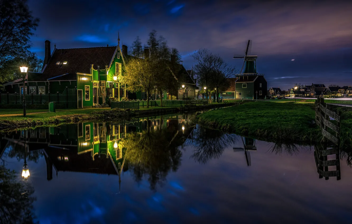 Photo wallpaper night, lights, reflection, home, channel, Netherlands, windmill, The Zaanse Schans