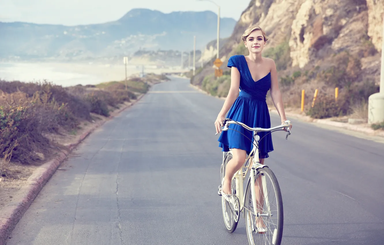 Photo wallpaper road, look, nature, bike, smile, retro, background, rocks