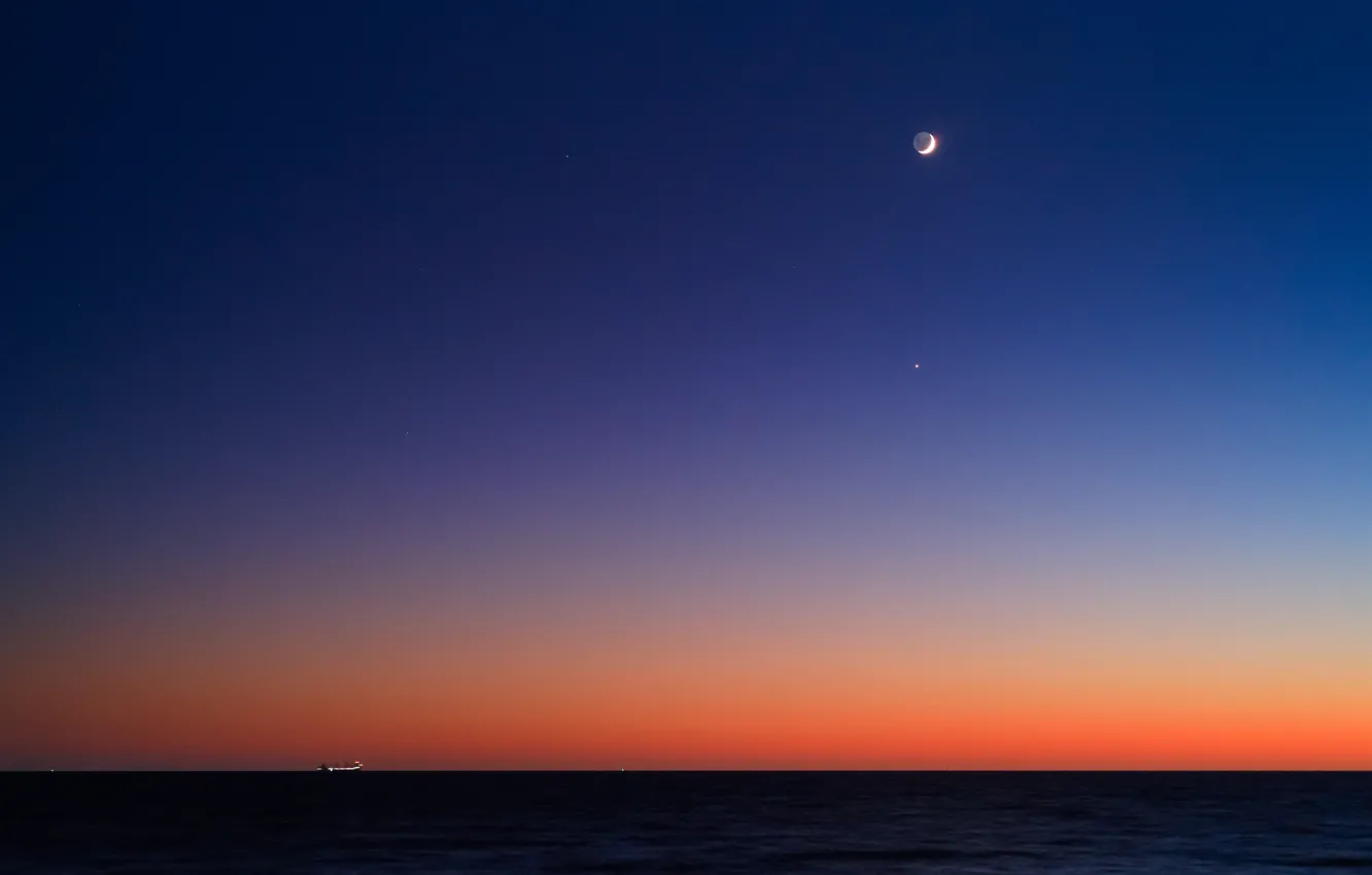 Photo wallpaper sunrise, the ocean, the moon, ship, horizon, Venus, twilight, Regul