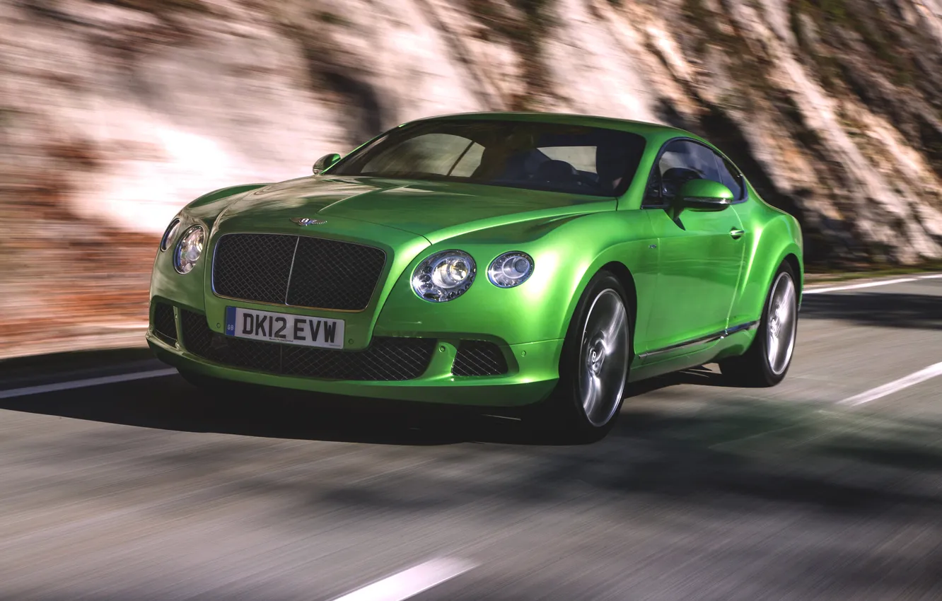 Photo wallpaper machine, auto, asphalt, green, Bentley, Continental, in motion, the front