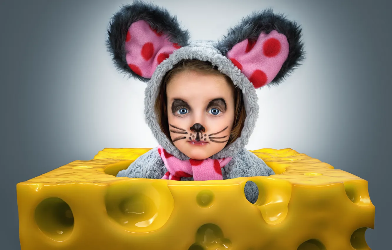 Photo wallpaper cheese, mouse, costume, girl