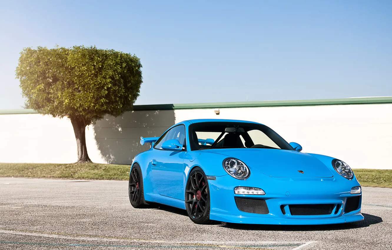 Photo wallpaper the sky, blue, tree, the fence, Porsche, Porsche, porsche 911 gt3