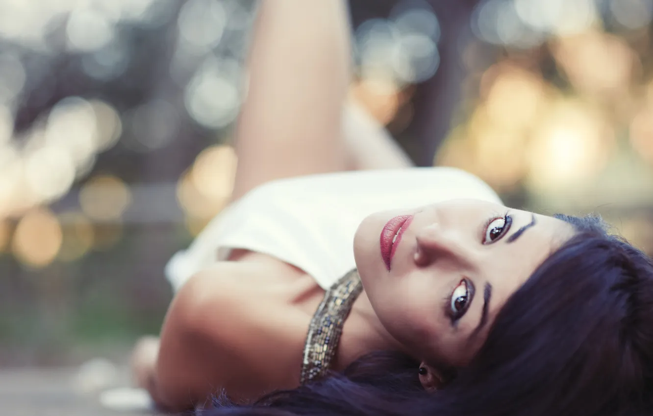 Photo wallpaper look, girl, brunette, brown-eyed