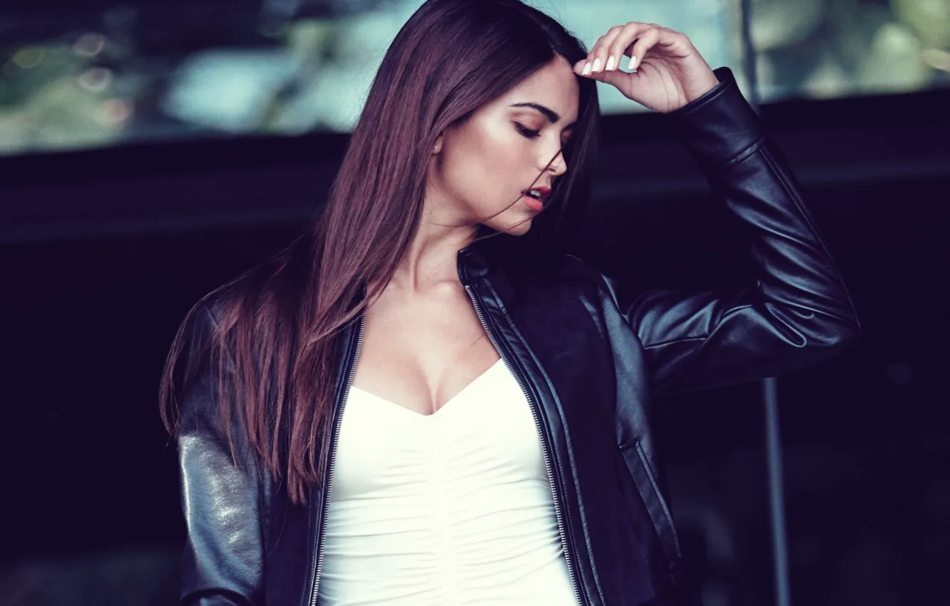 Photo wallpaper girl, model, hair, jacket, Kira Santoro, Kyra Santoro