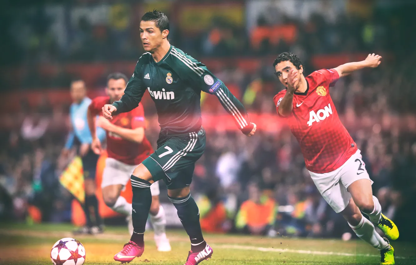 Photo wallpaper stadium, Real Madrid, Giggs, Ronaldo, Cristiano, Hala Madrid, MAN UTD, Rafael
