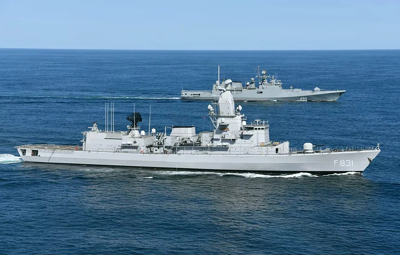 Photo wallpaper frigate, Admiral Grigorovich, HNMLS Van Amstel