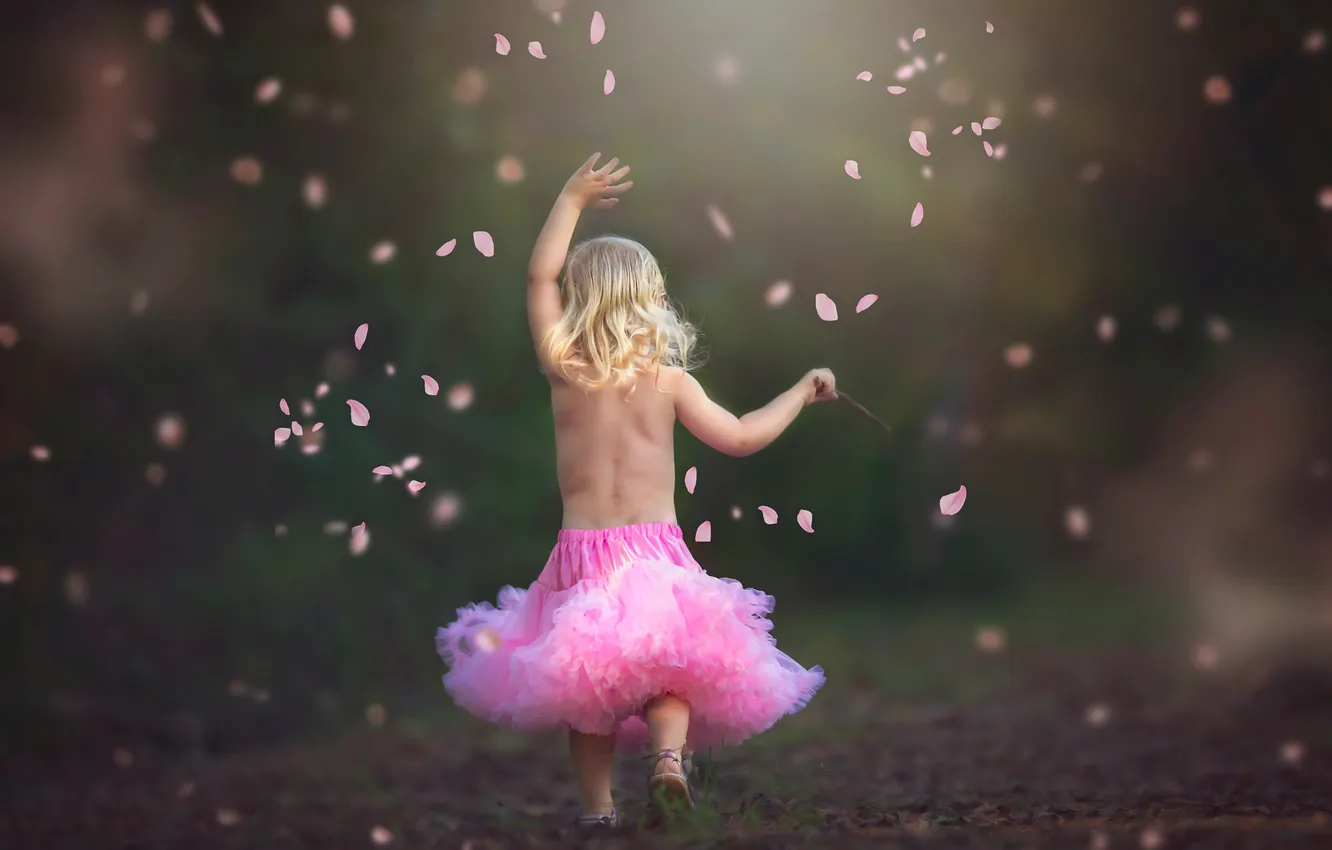 Photo wallpaper leaves, girl, bokeh, Julia Altork, Cecelia