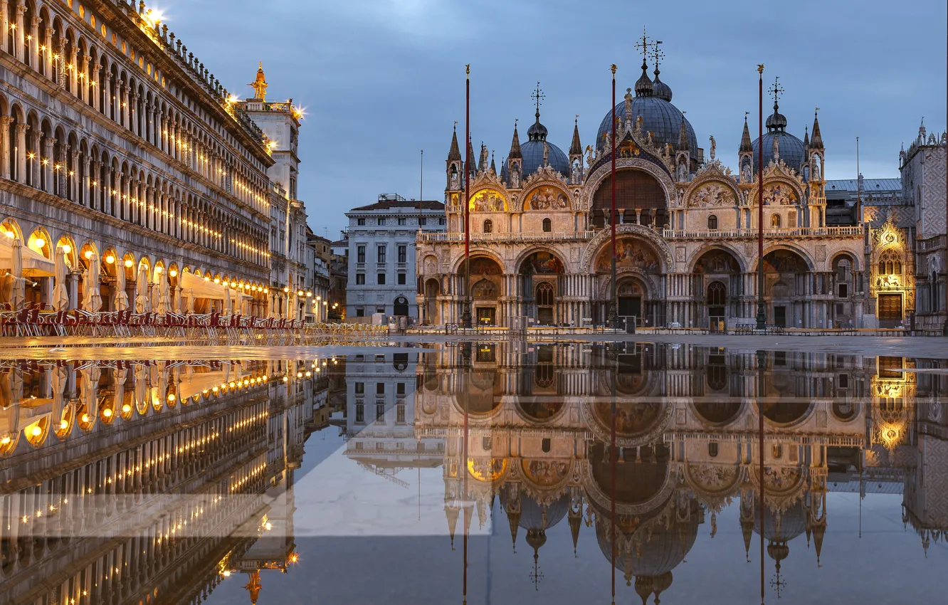 Photo wallpaper water, the city, reflection, morning, lighting, area, Italy, Venice