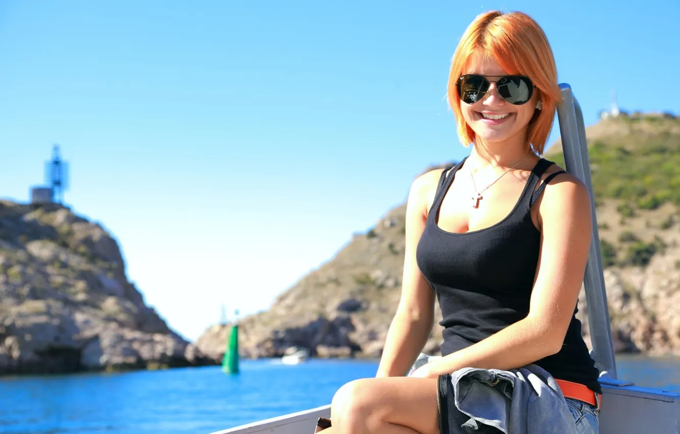 Photo wallpaper pose, smile, boat, Girl, glasses, red