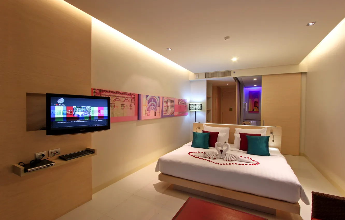 Photo wallpaper bed, picture, TV, bedroom, interior, bedroom, pillows.