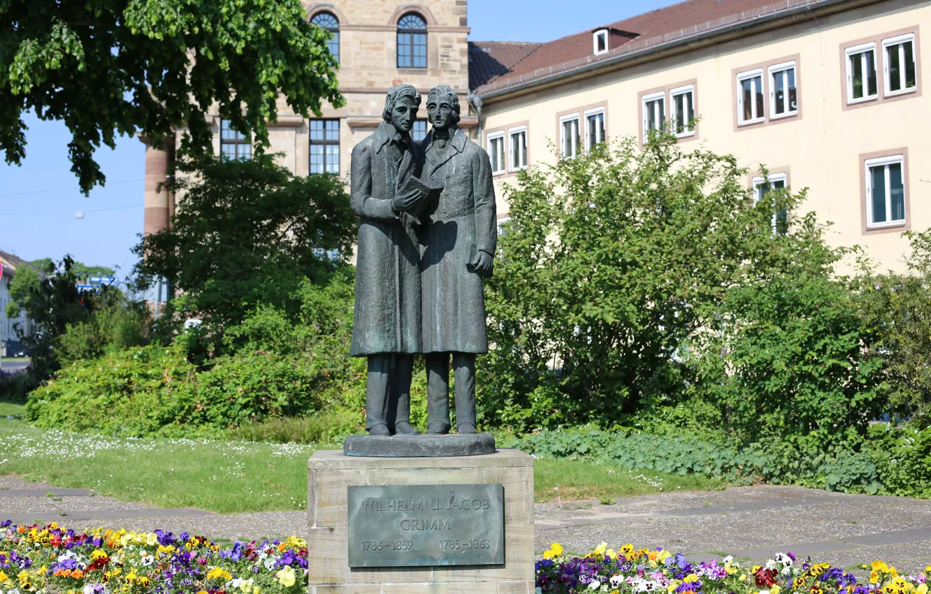 Photo wallpaper The Brothers Grimm, Monument, Kassel