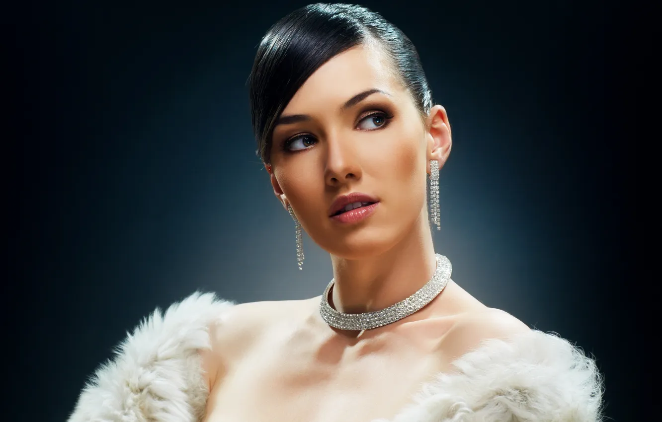 Photo wallpaper look, girl, earrings, brunette, necklace, brown-eyed