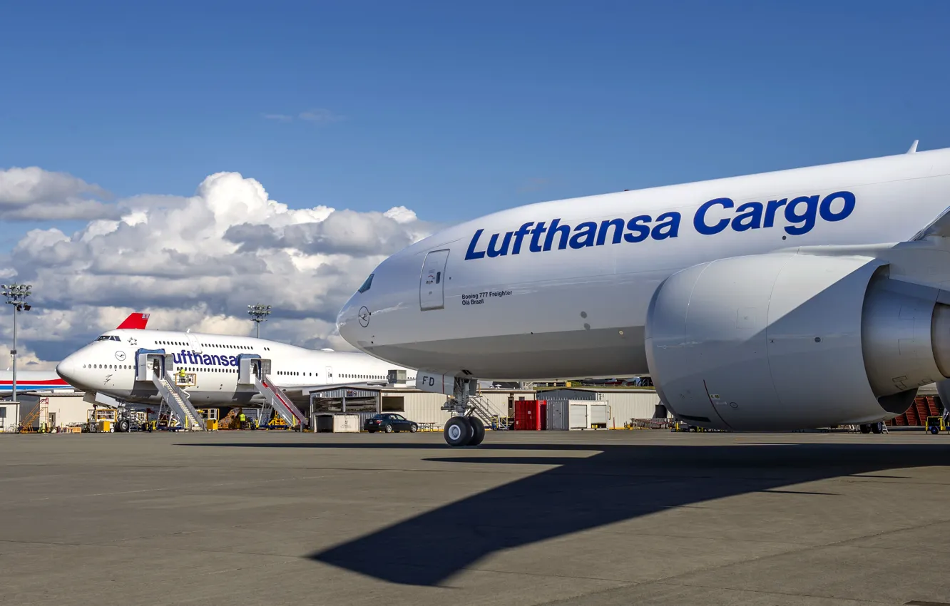 Photo wallpaper the sky, clouds, Airport, Boeing, Lufthansa, 800, Cargo, B-777