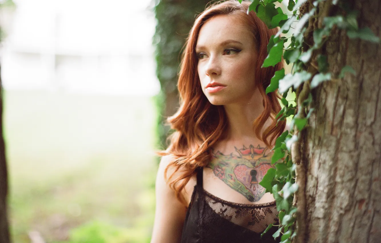 Photo wallpaper girl, blouse, woman, tree, model, tattoo, redhead, Hattie Watson