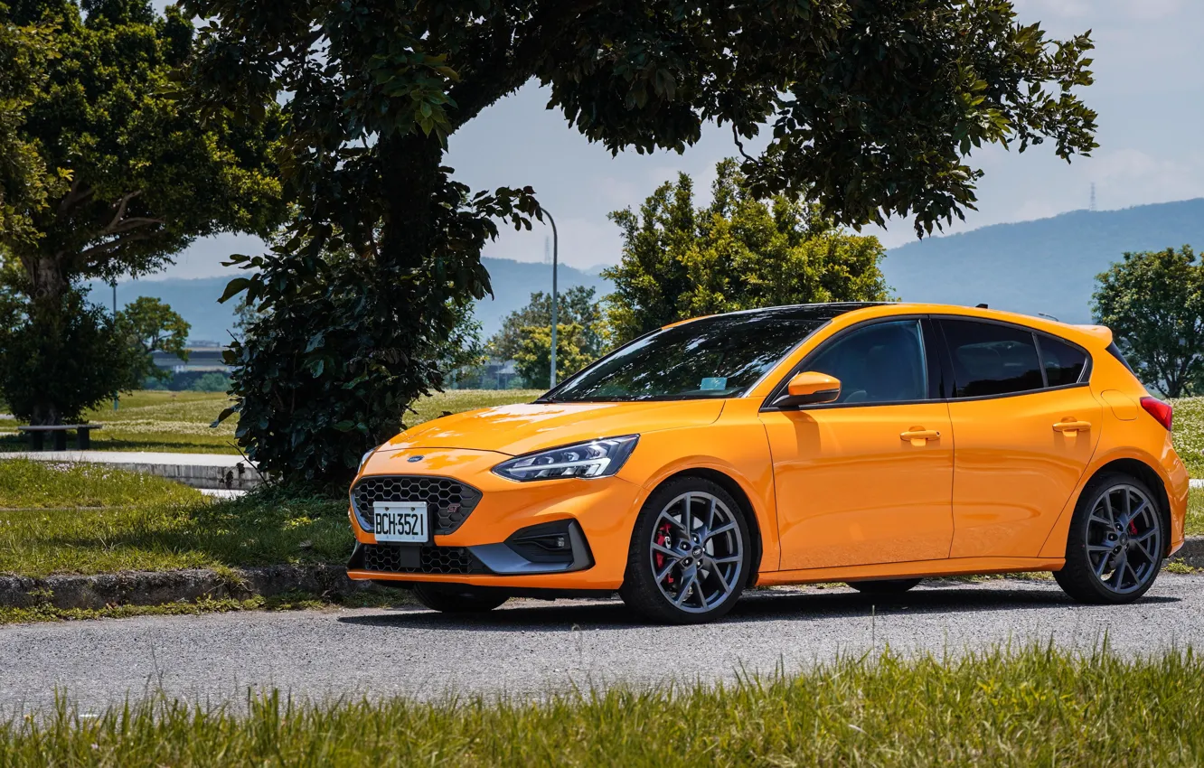 Photo wallpaper Ford, Focus, road, orange, Side, Focus ST, 2022