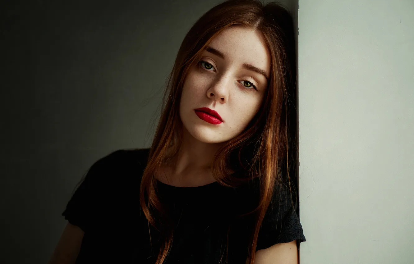 Photo wallpaper makeup, freckles, Bella, natural light