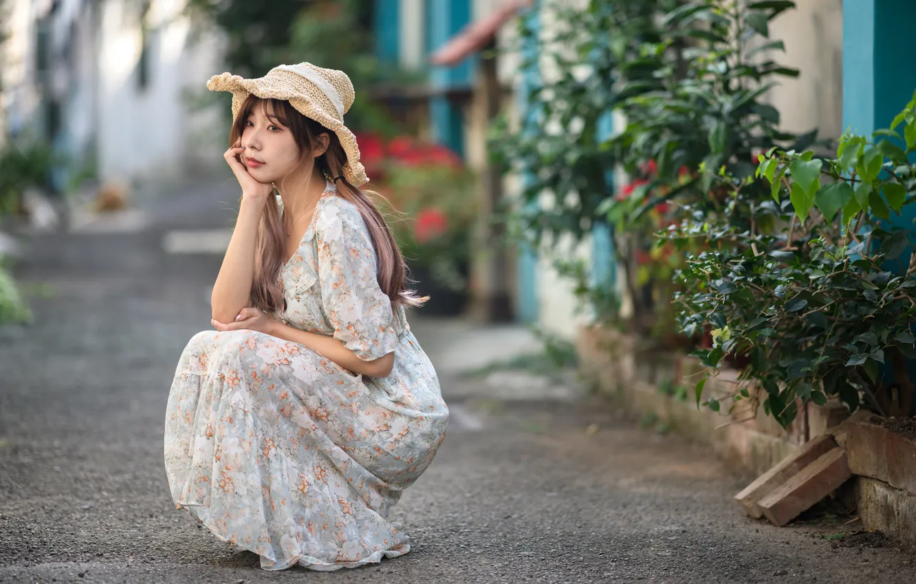 Photo wallpaper pose, street, model, plant, portrait, hat, makeup, dress