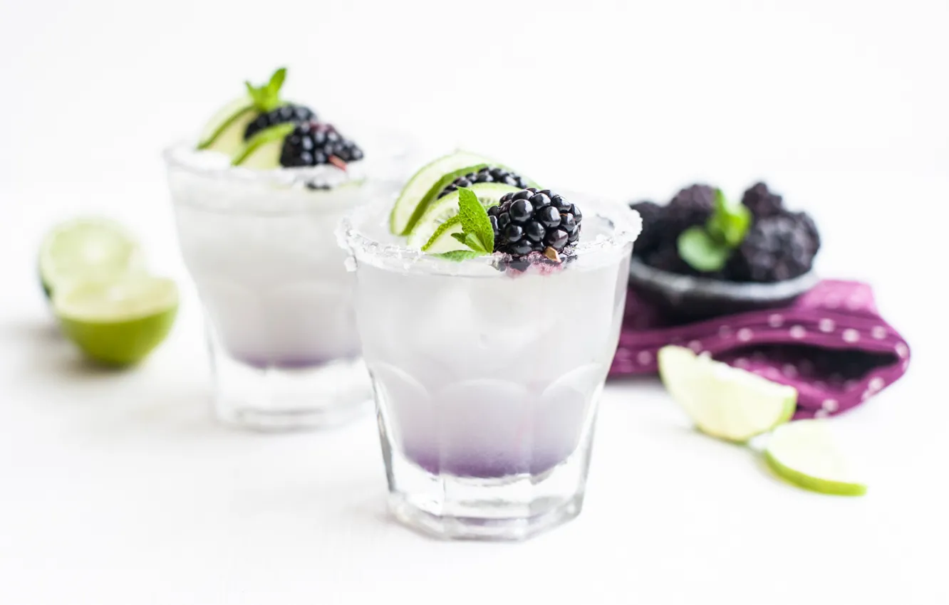 Photo wallpaper ice, berries, cold, drink, delicious