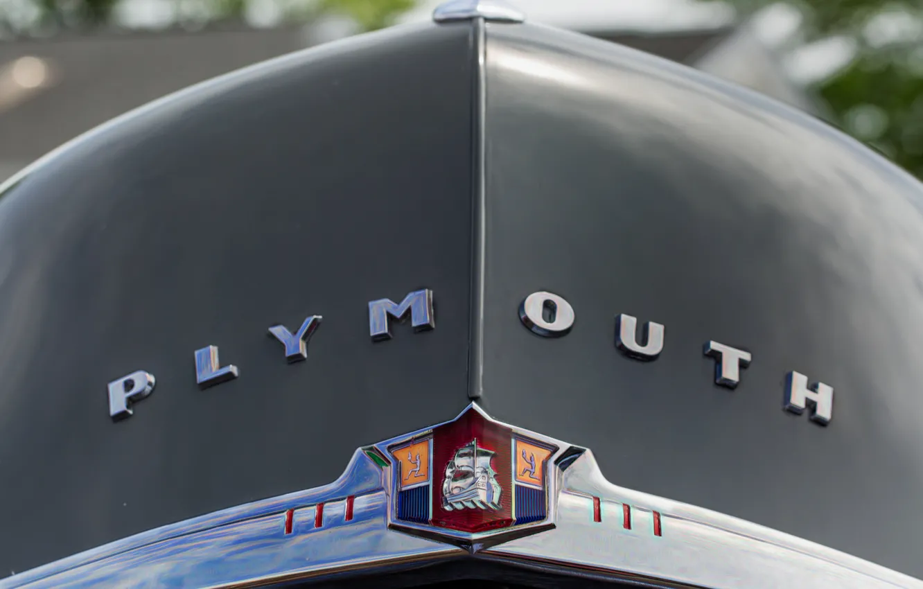 Photo wallpaper retro, the hood, emblem, Plymouth