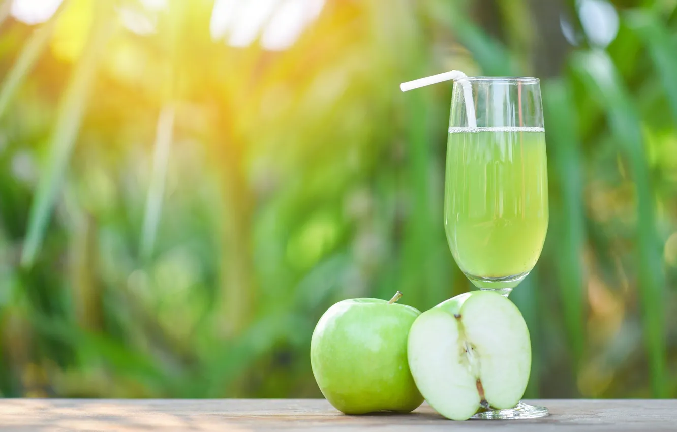 Photo wallpaper light, green, table, background, half, apples, glass, juice